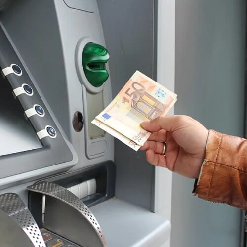 Cash Group Bankautomat